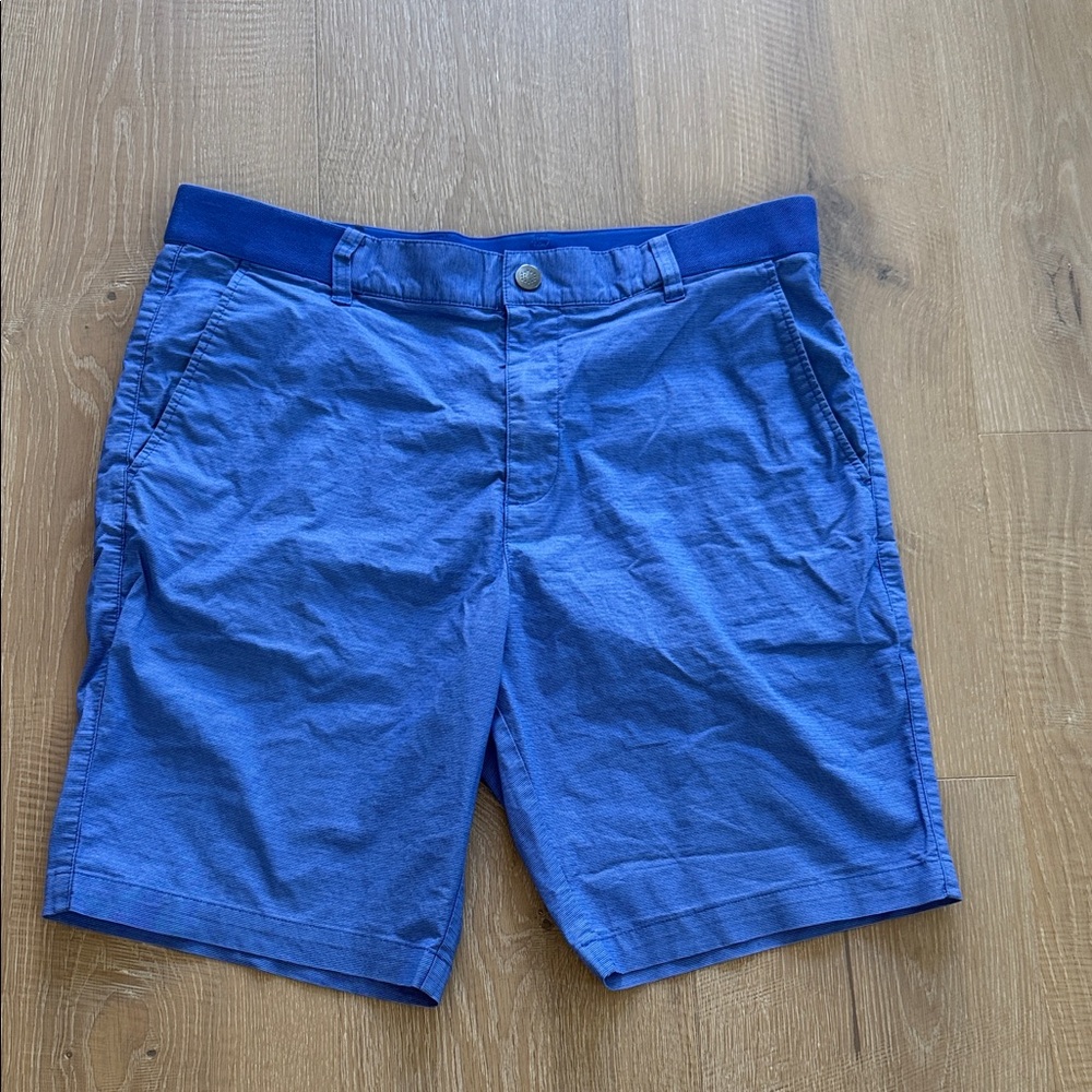 Puma Men's Vibrant Blue Flat Front Shorts Sz 33